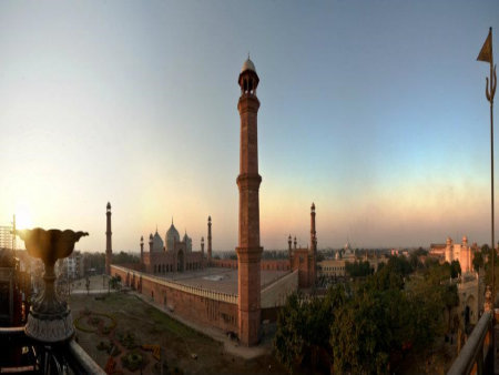 Lahore Tour Guide (1 Day)
